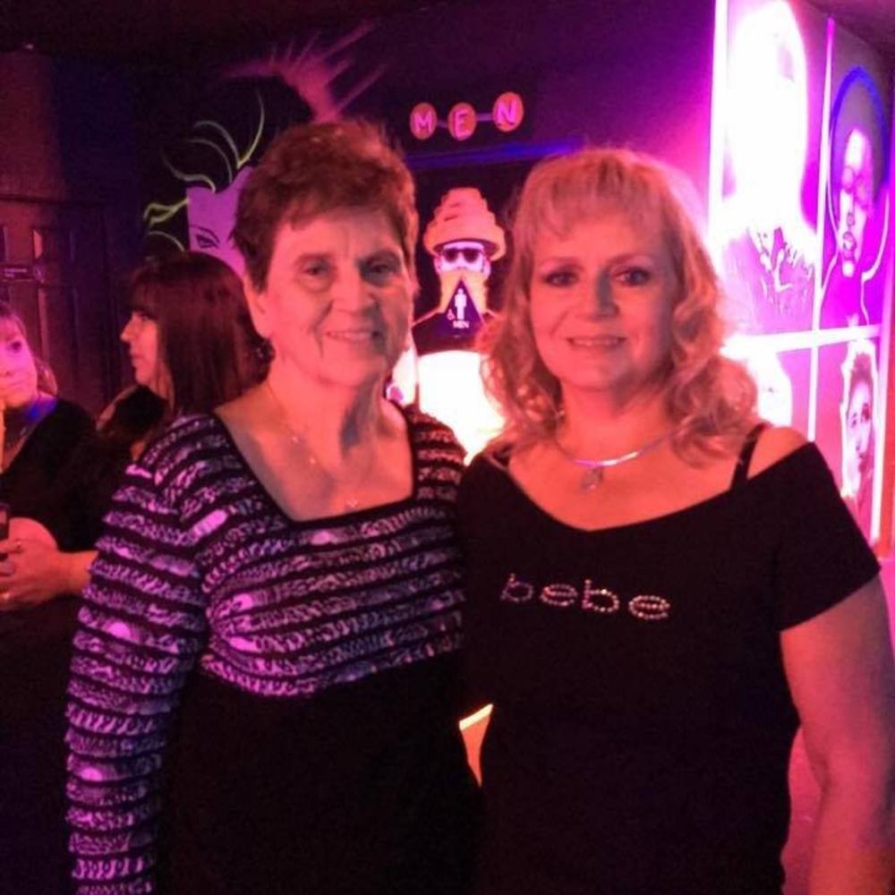 Meet your Posher, Laurie